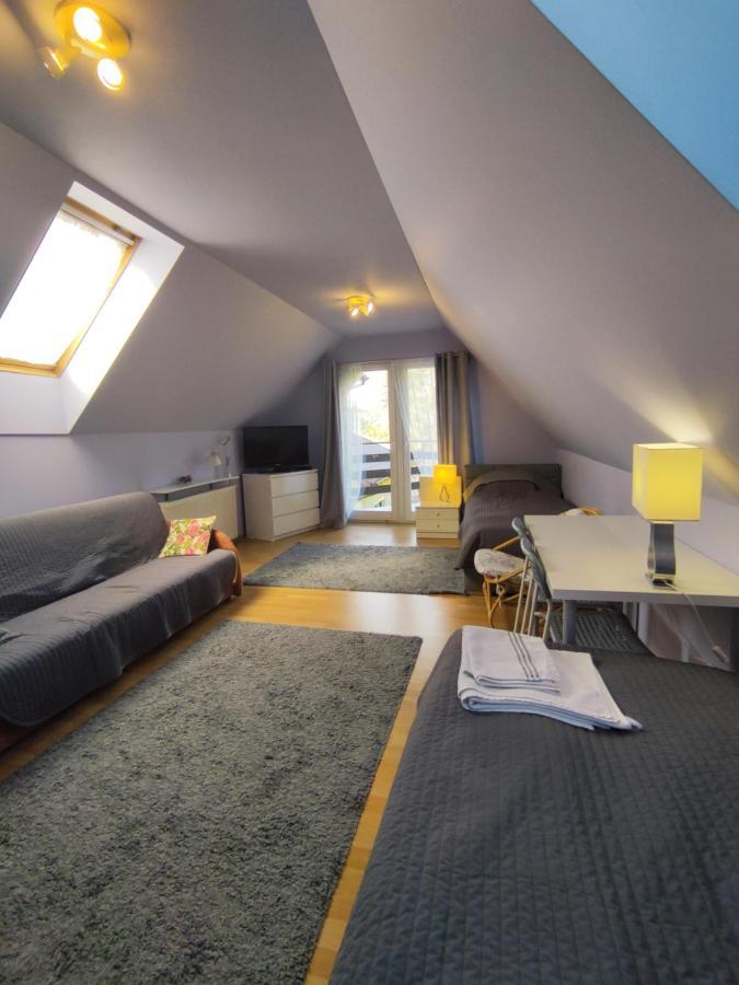 Dom Na Zaciszu Apartman Varsó Kültér fotó