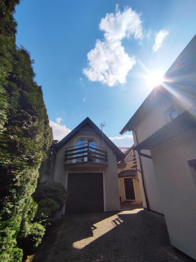 Dom Na Zaciszu Apartman Varsó Kültér fotó