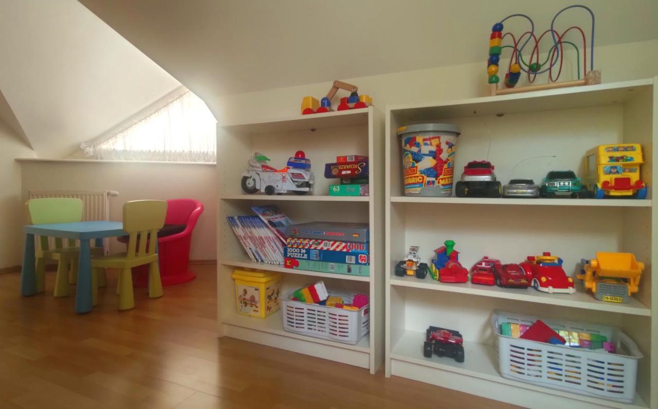 Dom Na Zaciszu Apartman Varsó Kültér fotó
